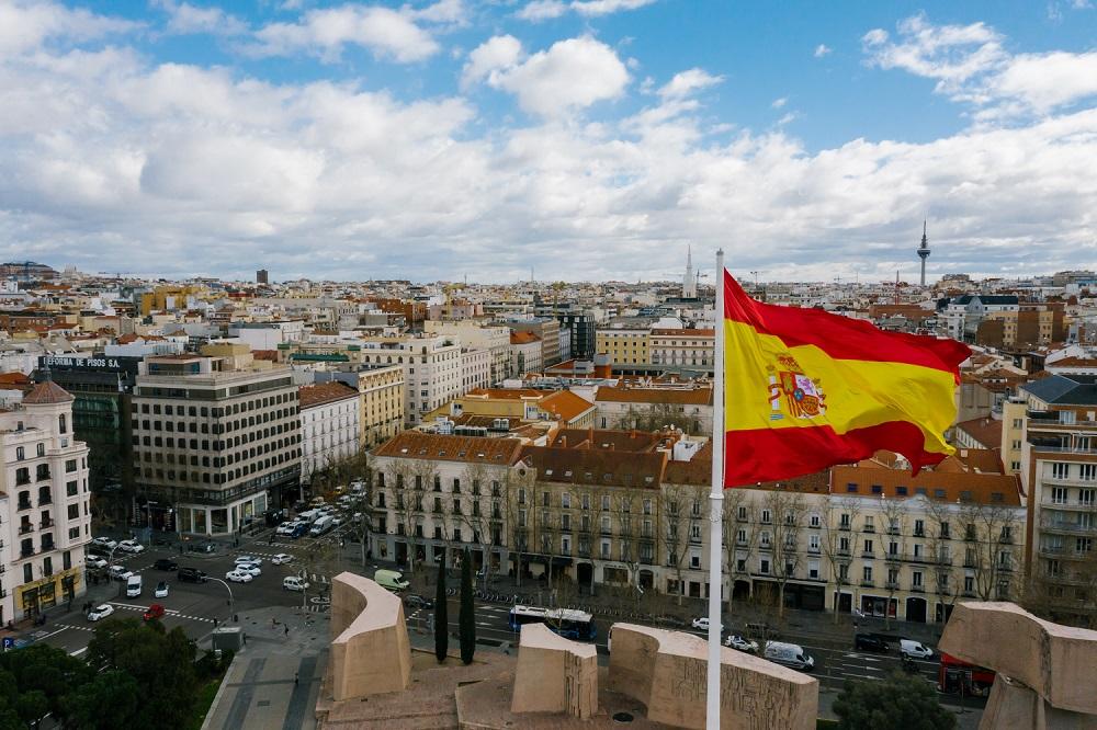 Best Real Estate Crowdfunding Platforms in Spain